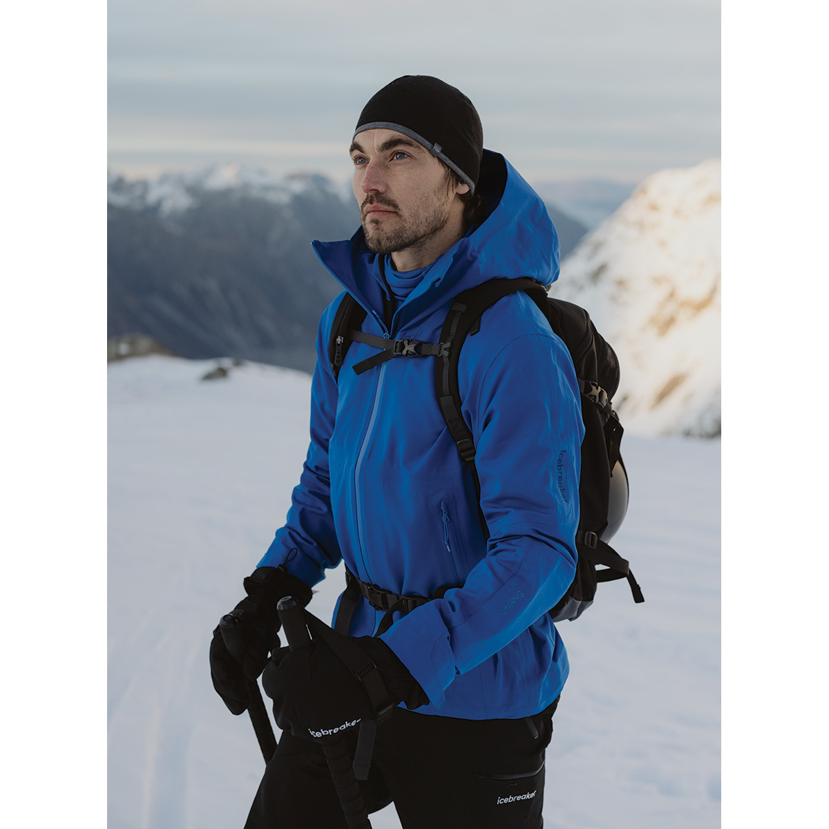 M Merino Shell Peak Hood Jkt.